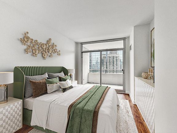 5th image of 1250 S Michigan Ave APT 2108