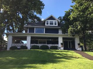 10 McClellan Blvd #BD, Davenport, IA 52803