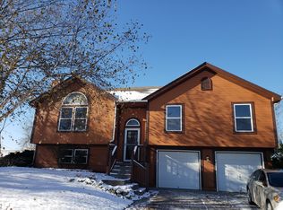 1801 Chestnut Dr, Pleasant Hill, MO 64080