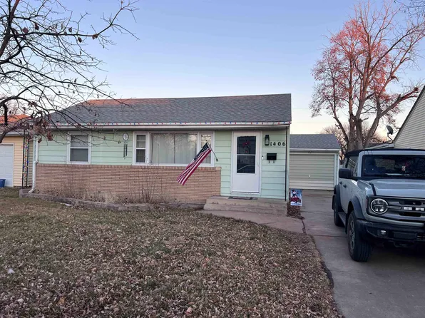 1406 N Woodlawn Ave, Lexington, NE 68850