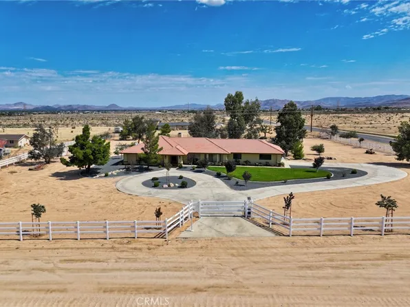 22478 Poppy Rd, Apple Valley, CA 92308