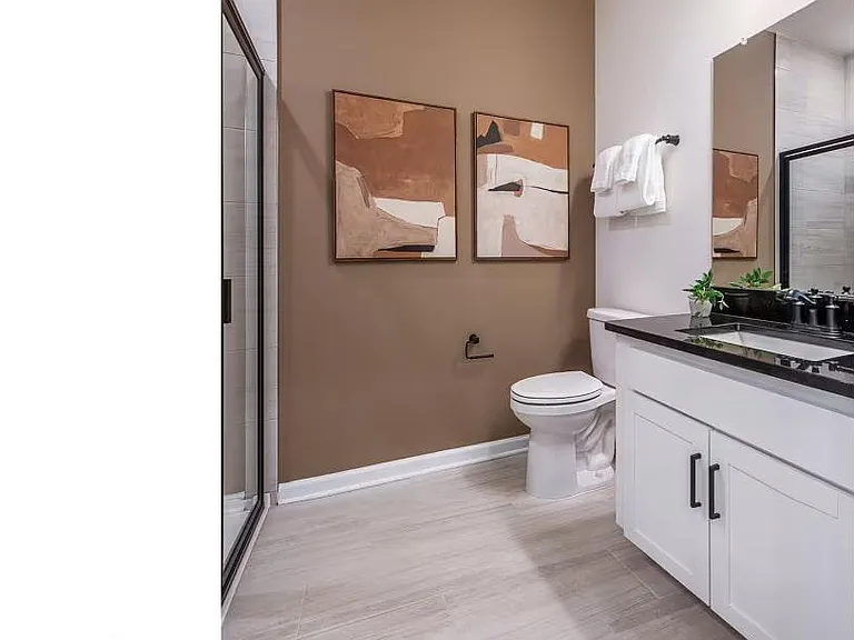 512 Reading Ct — Photo 11