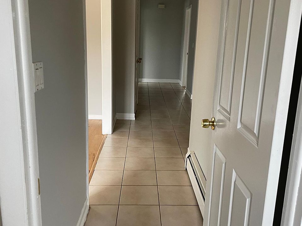 1st image of 131 Park Ave Floor 2