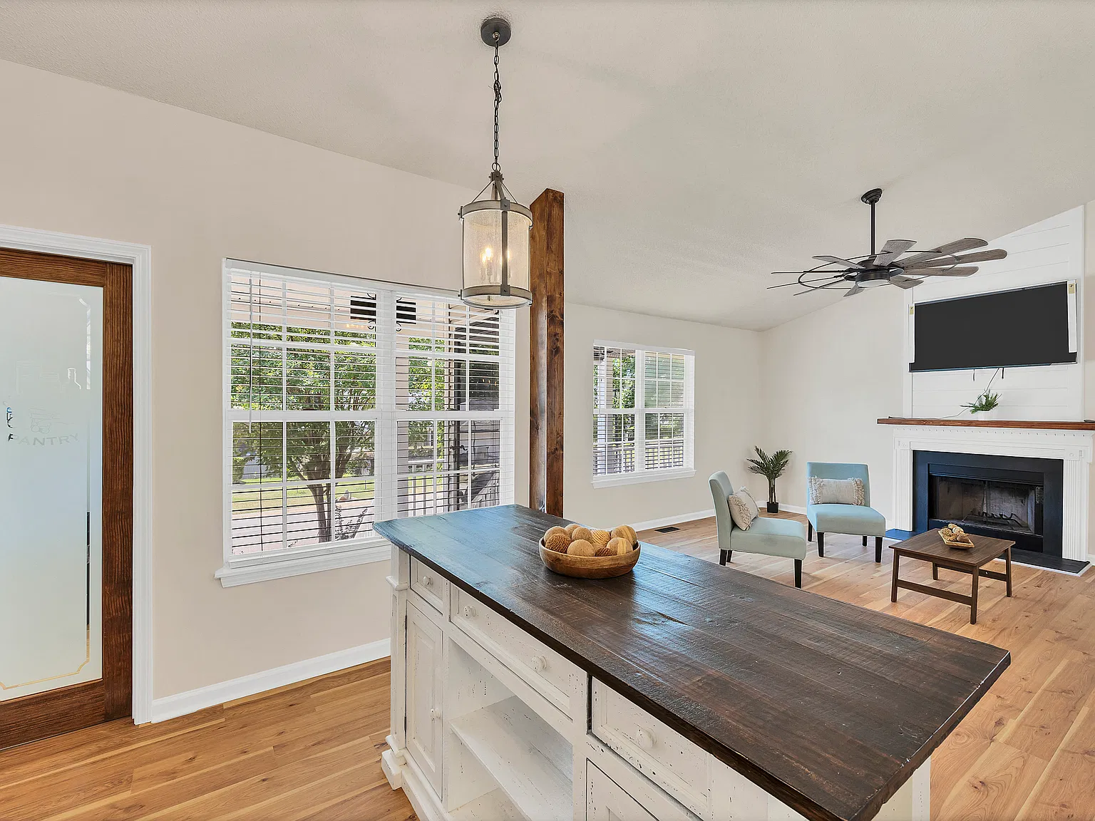 156 Firebridge Dr — Photo 2