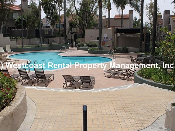 3rd image of 1190 Tivoli Ln Unit 213