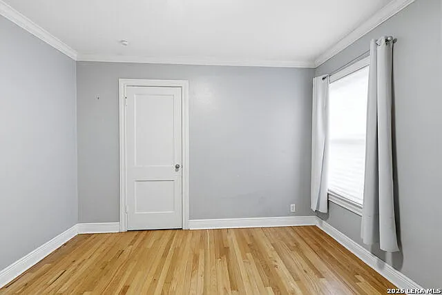 261 E Oakview Pl — Photo 24