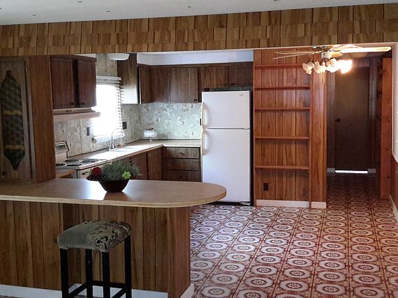 3rd image of 18806 County Road 5733