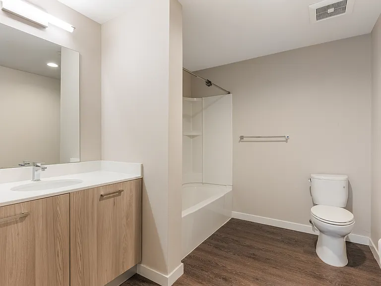 16300 Ventura Blvd #210 — Photo 16