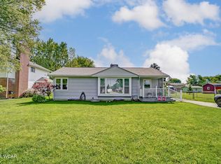518 S Rauthland Ave, Wapakoneta, OH 45895