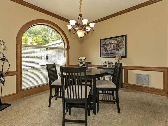004_Dining Room