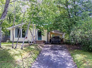108 Cambridge Cres, Fredericton, NB E3B 4N9