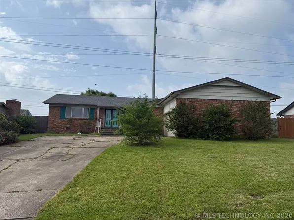 5962 E 36th St S, Tulsa, OK 74135