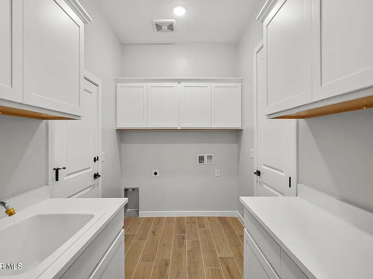 7305 Cimarron Rim Dr — Photo 41