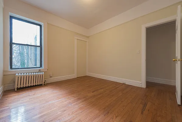Rented by Nooklyn NYC LLC | media 51