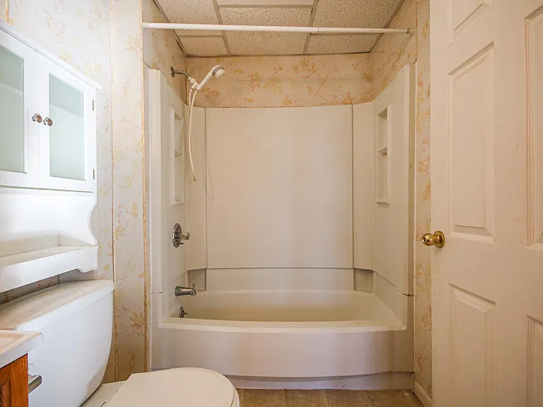 29 Saint Lawrence St #2 — Photo 25