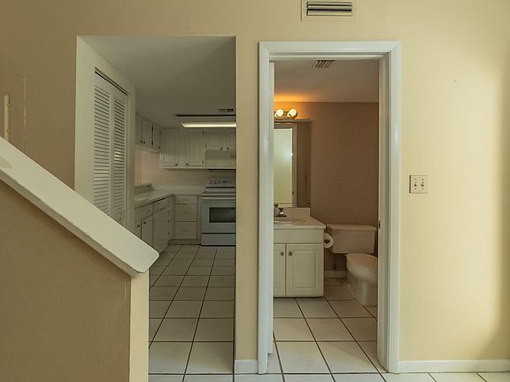 5th image of 94220 Overseas Hwy Suite 7D