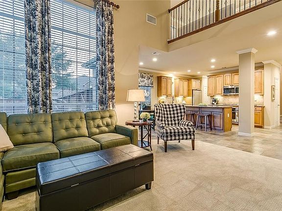 4th image of 1210 Golf Club Dr