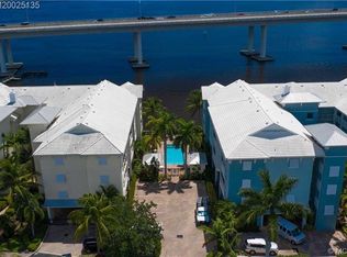 275 NW Flagler Ave APT 205, Stuart, FL 34994