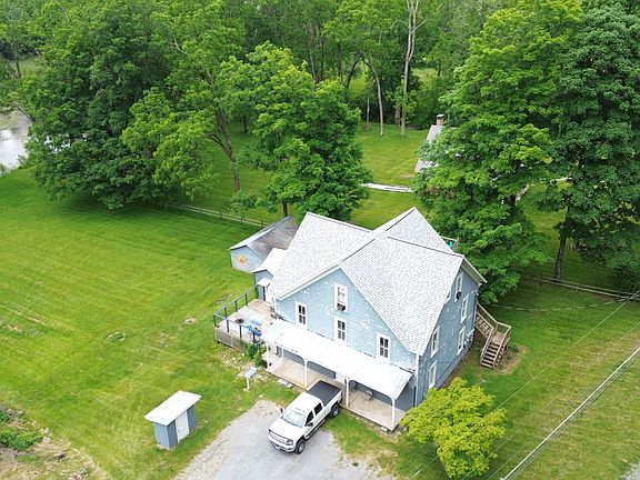 2nd image of 18086 Seneca Trl