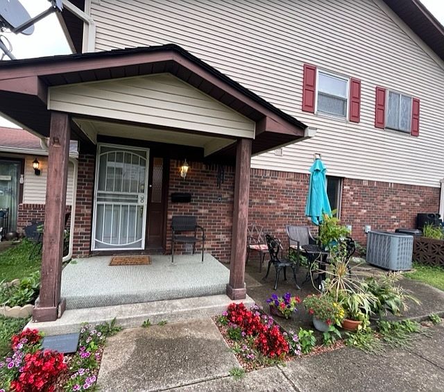 1st image of 10169 Penrith Dr