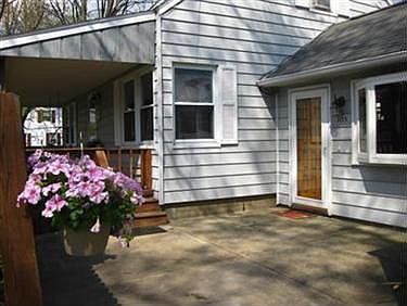 5th image of 3155 Wilson St