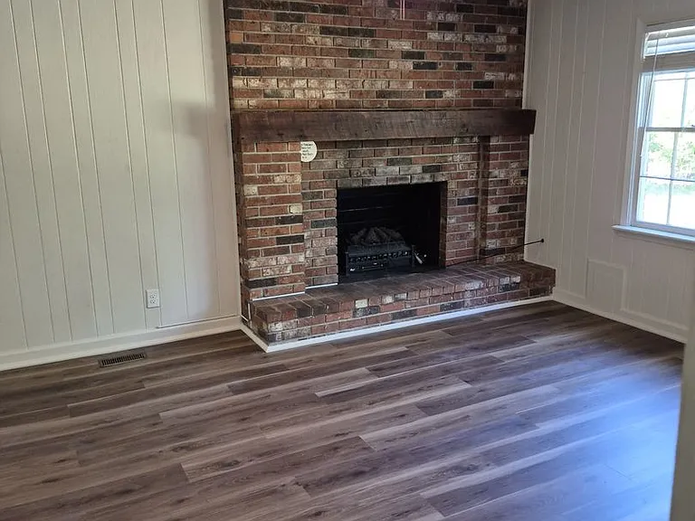 3942 Howell Dr — Photo 16