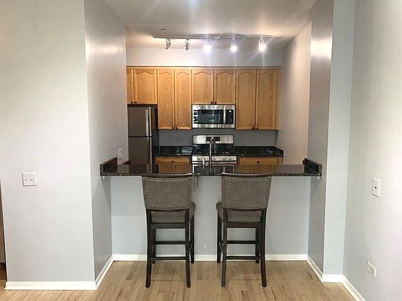 4th image of 330 N Jefferson St APT 2203
