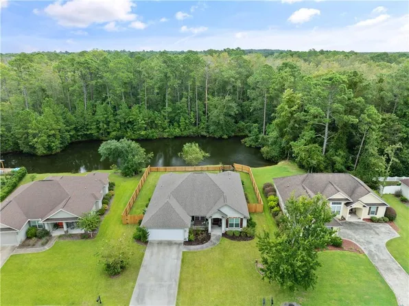 564 Freedom Trl, Brunswick, GA 31525