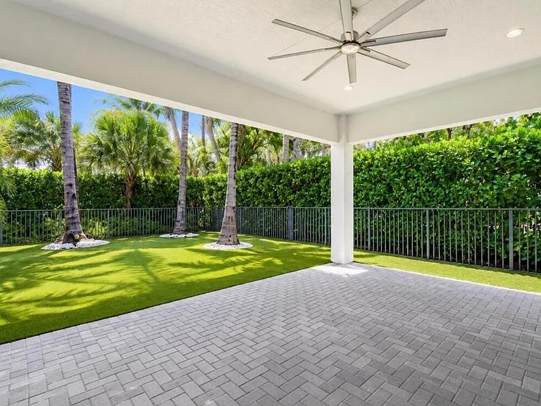 5603 Delacroix Ter — Photo 37