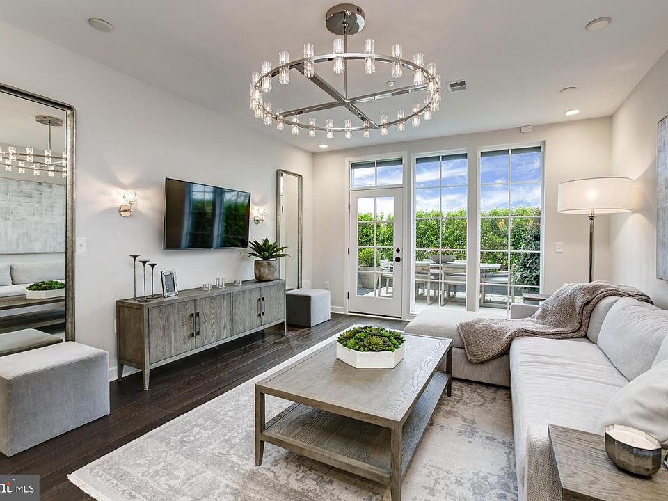 1st image of 141 West #401