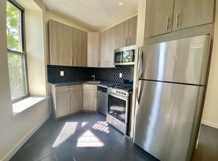 2 Macon St APT 2C, Brooklyn, NY 11216