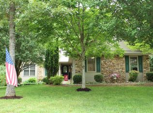 103 Windsor Rd, Fairfield Glade, TN 38558