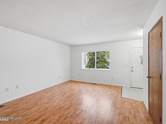 5th image of 6750 W Cambridge Dr