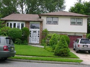 748 Hastings St, Baldwin, NY 11510