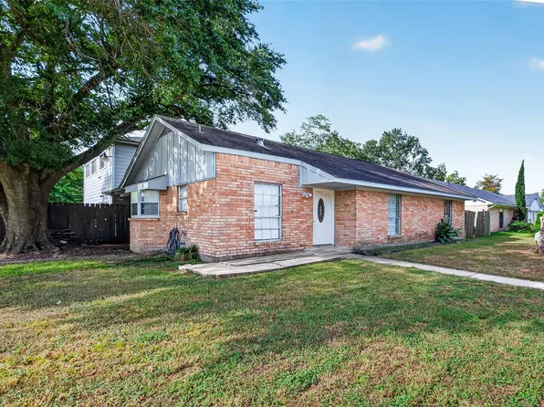 7003 Sandswept Ln, Houston, TX 77086