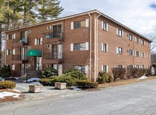 276 Codman Hill Rd APT 33A, Boxboro, MA 01719