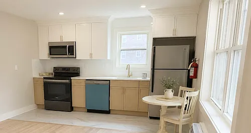 300 Garibaldi Ave #4A Photo 1