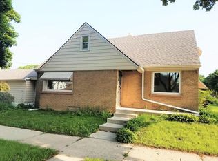 4196 N 15th St, Milwaukee, WI 53209
