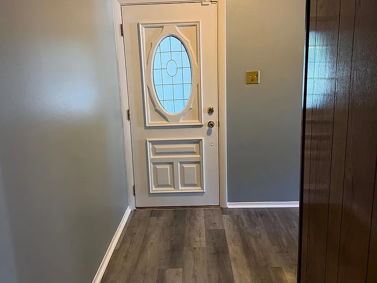 72 Edge Ln — Photo 3