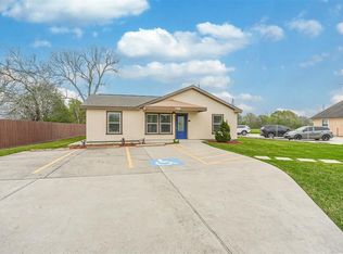 1408 W Highway 6, Alvin, TX 77511