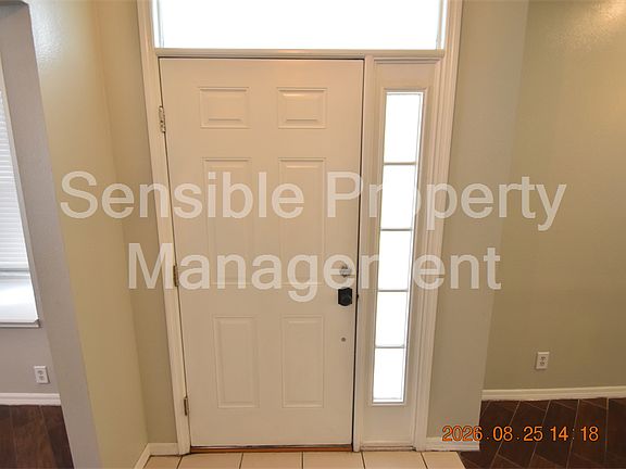 2nd image of 556 Black Lion Dr NE