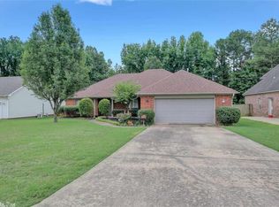 1103 Steeple Chase Cv, Jacksonville, AR 72076