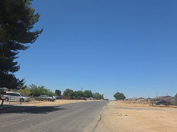 4th image of 21130 Sandia Rd