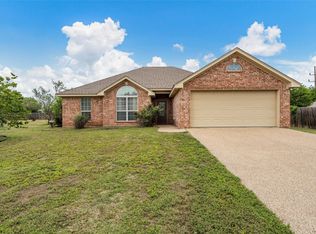 108 Redbud St, Meridian, TX 76665