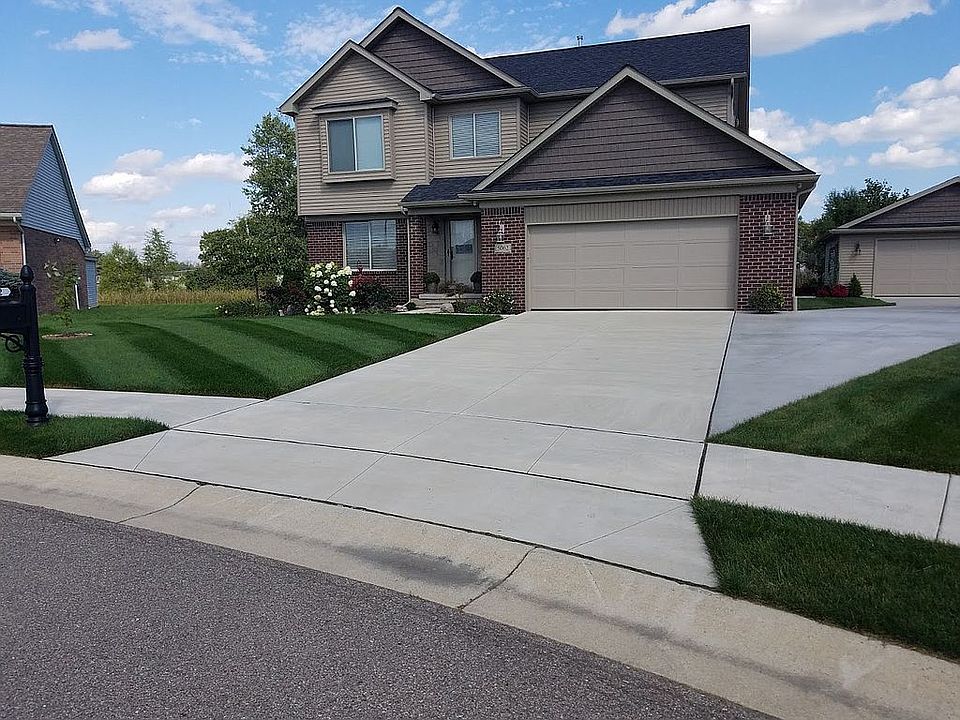 1st image of 5062 Skylark Dr