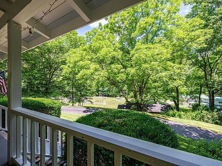 159 Creekstone Dr — Photo 14
