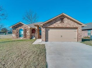 415 Nelson St, Godley, TX 76044