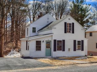 35 Pleasant St, Groton, MA 01450