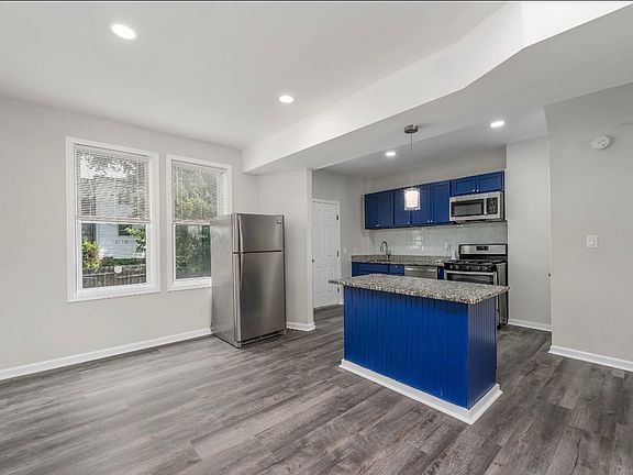 4th image of 2626 Oswego Ave