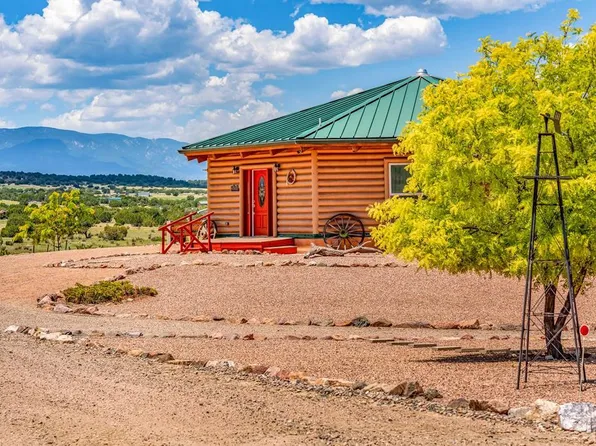 1747 Newton Rd, Pueblo, CO 81005